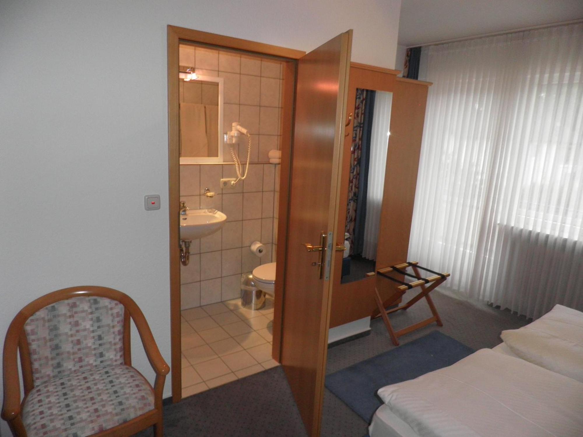 Hotel Haarener Hof Bad Wünnenberg Zewnętrze zdjęcie